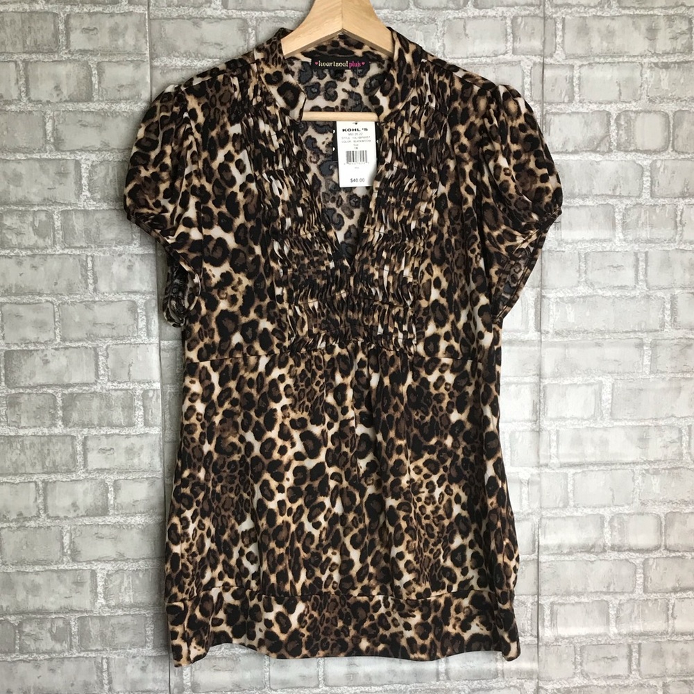 NWT Heartsoul Plus Leopard V-Neck Top Size 1X